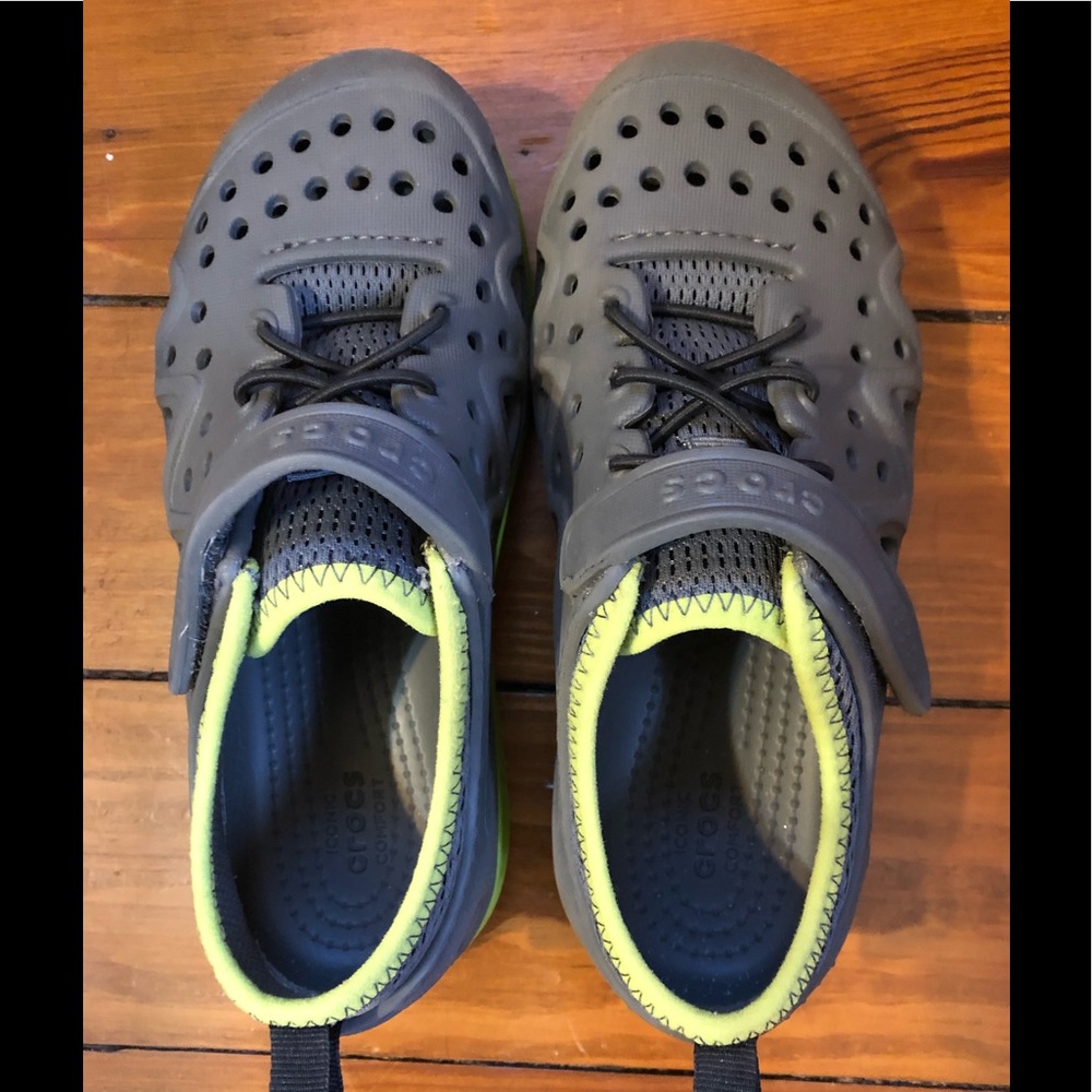 Crocs